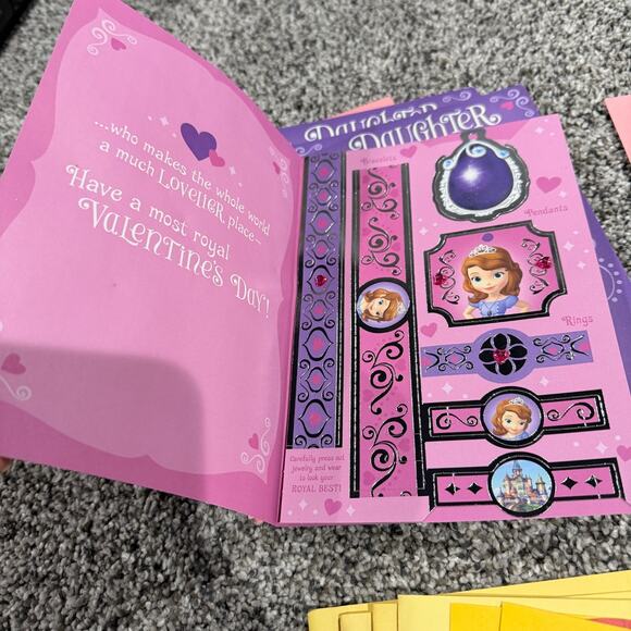 18 HALLMARK Mixed Disney, Pokemon, Star Wars, Super Mario Valentine's Day Cards - Picture 11 of 16